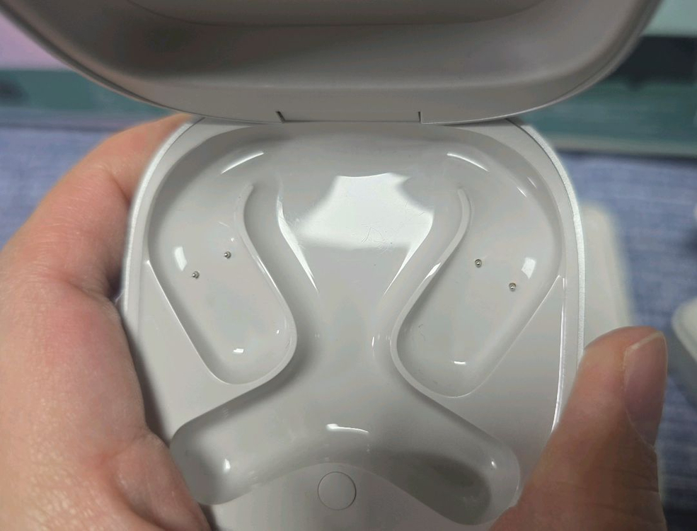 샥즈 오픈핏 2 플러스 팝니다(풀박스) 이미지