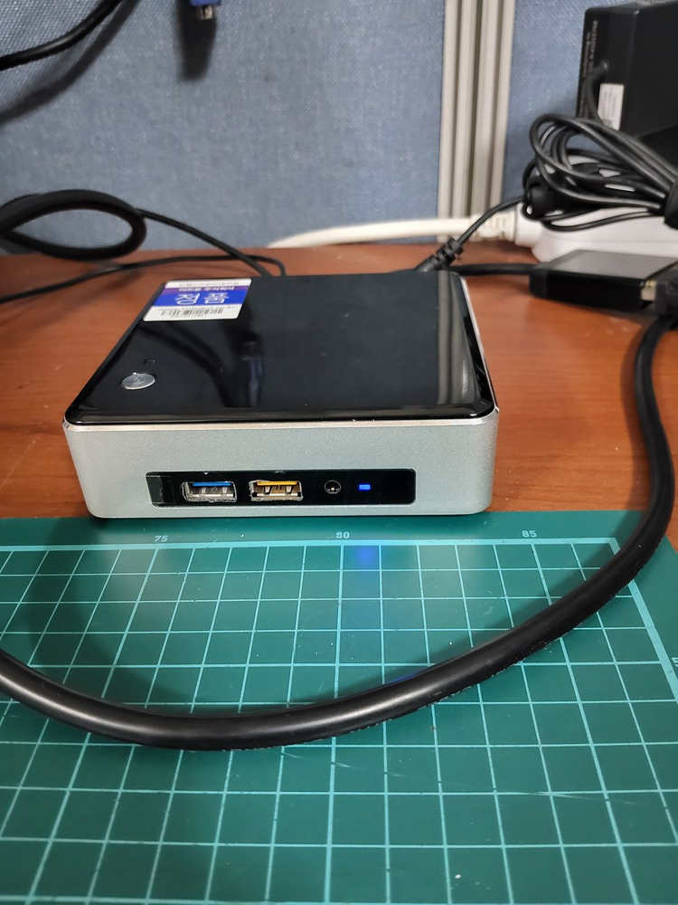 NUC6i3SYK 미니PC 이미지