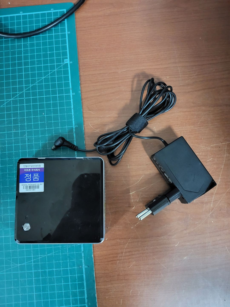 NUC6i3SYK 미니PC 이미지