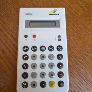 브라운(Braun) 빈티지 계산기 ET66 (화이트/케이스 포함) 이미지