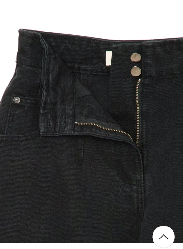 아떼 ( 바네사 브루노 ) 이미지