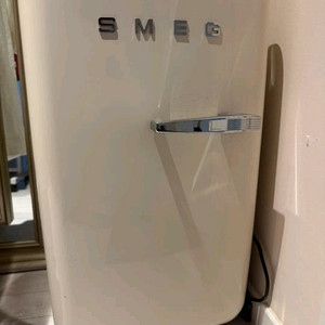 스메그 소형 냉장고 팝니다. (크림색) 이미지
