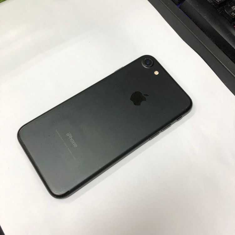 .아이폰7 32GB 블랙 중고폰 배터리100% 레트로감성 인스타 카메라폰 사진폰 111337 이미지