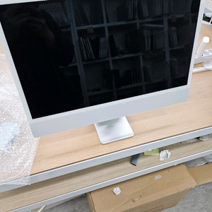 24인치 아이맥 M3 16GB, 24GB 모델 두 대 판매합니다 이미지