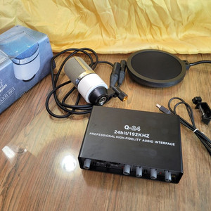 오디오인터페이스+콘덴서마이크 Q-24 MXL990 팝필터 녹음 작곡 이미지