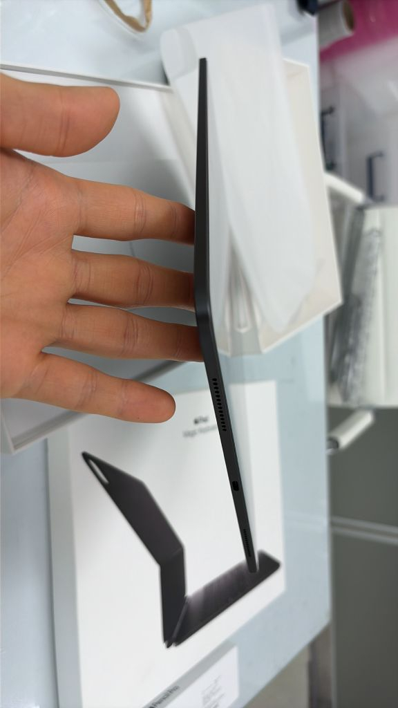 (단순 개봉)아이패드 프로 13 m5 wifi256g + 매직키보드 + 펜슬 프로 이미지