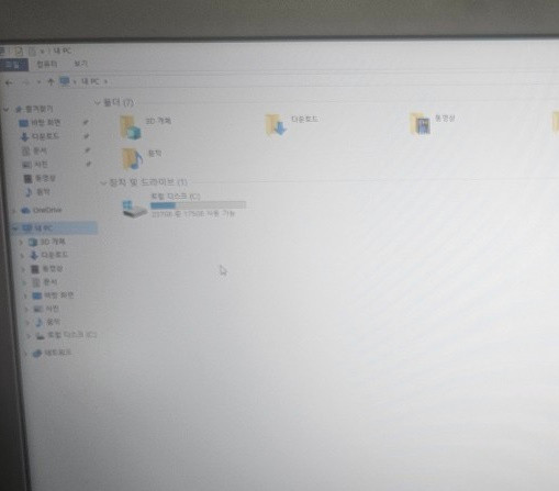 게이밍 및 전문가 워크스테이션 노트북 I7 6세대 16GB 그래픽 4GB 17인치 이미지