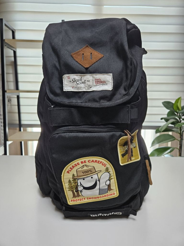 버튼 하이캐스케이드 슈레드 스카우트 백팩 트루블랙 이미지