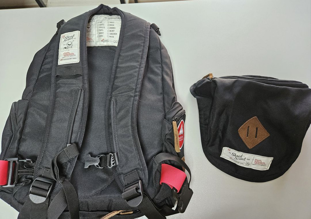 버튼 하이캐스케이드 슈레드 스카우트 백팩 트루블랙 이미지