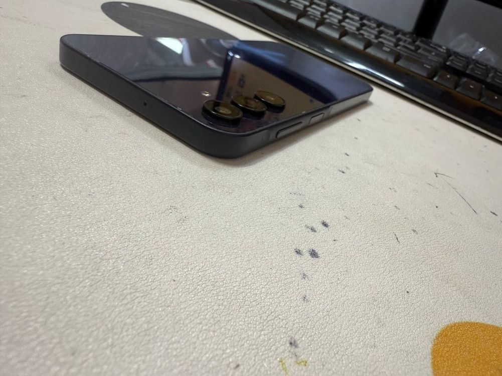 갤럭시A15 2년 안된폰 잔상없고 기능문제 없어요 이미지