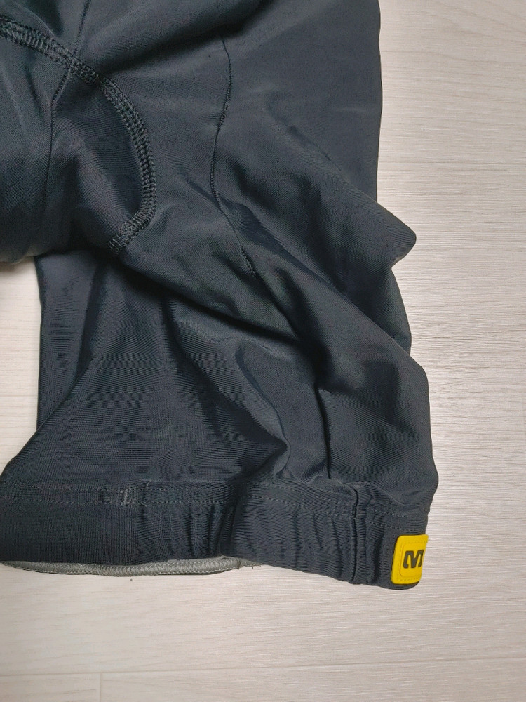 마빅 남성용 빕숏, 자전거 의류 L사이즈 팝니다. (택포2.5만) 이미지