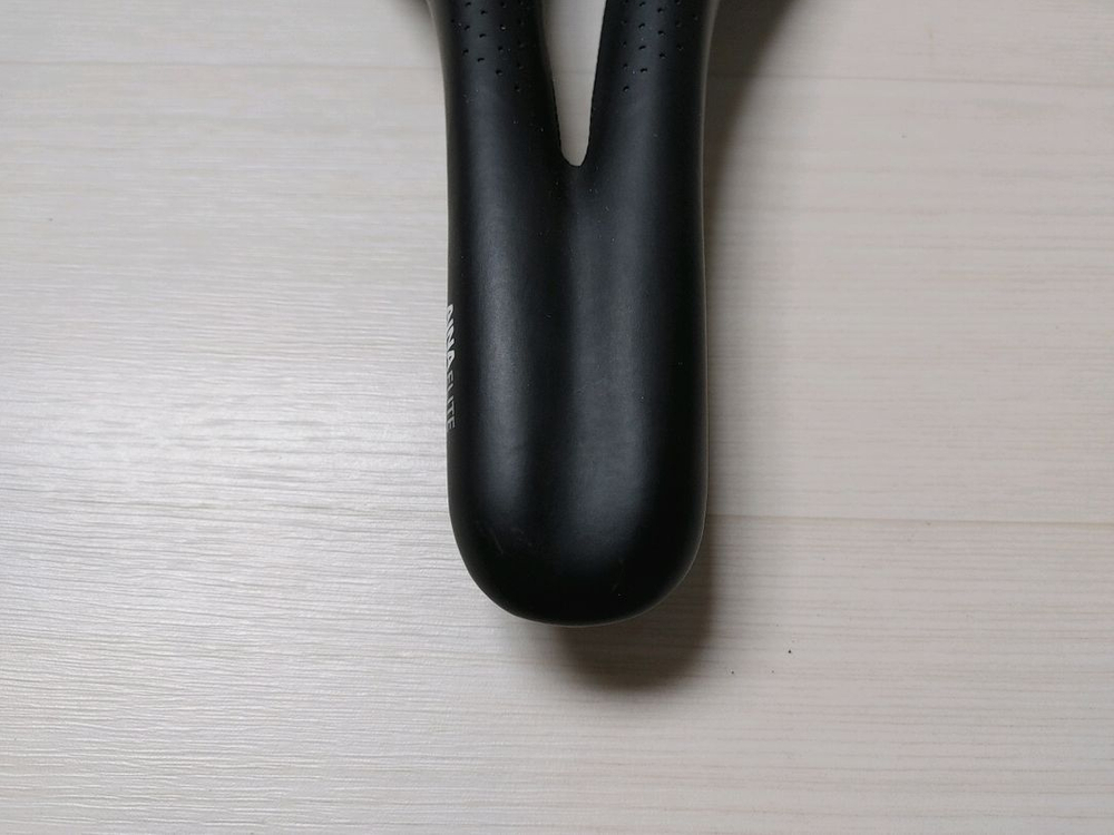 상태좋음)) 여성용 본트레거 아즈나엘리트 안장 154mm 안장 팝니다. 택포5만 이미지