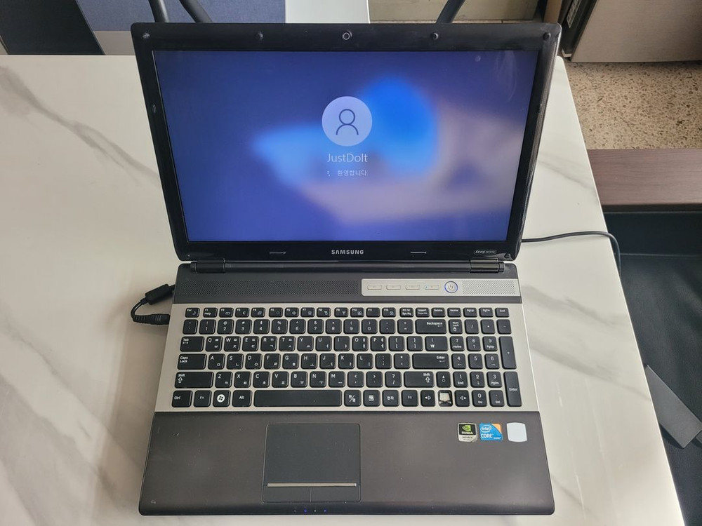삼성전자 Sens NT-RF510-S56S 15인치 (M460,4G,SSD128G,WiFi) 노트북 팝니다 이미지