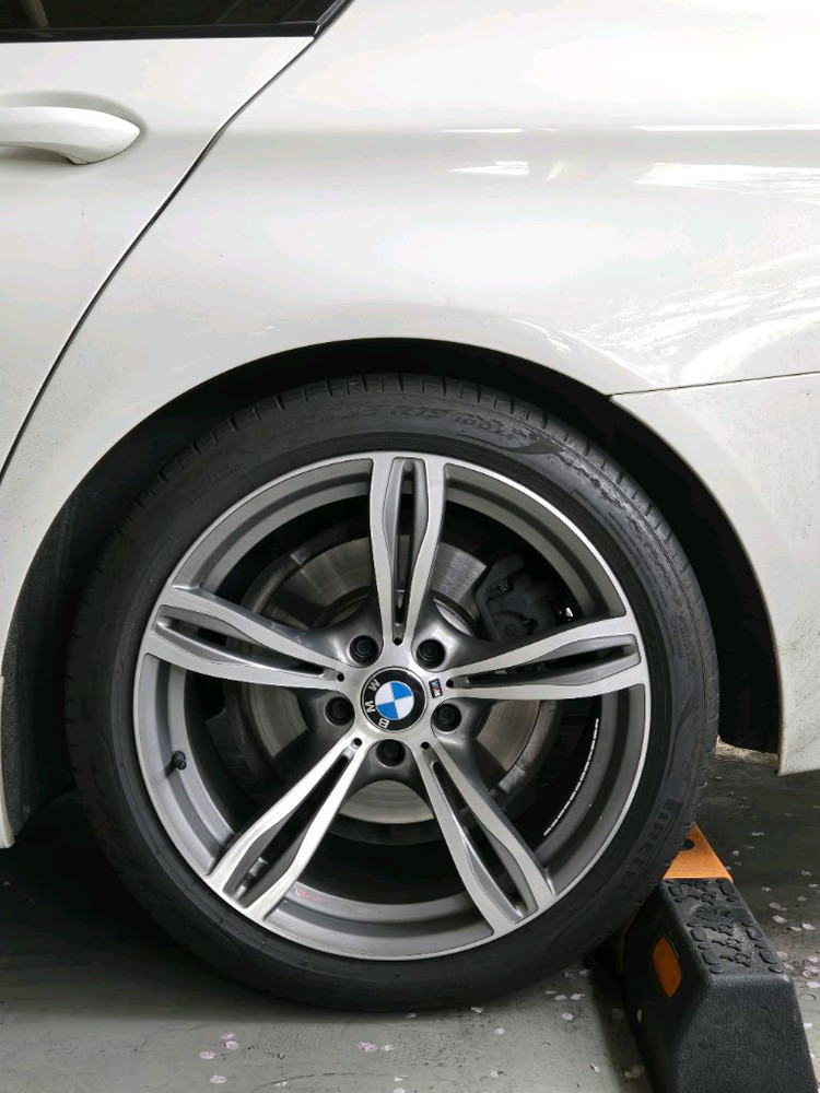bmw 343m m5 st 19인치 휠 팝니다 이미지