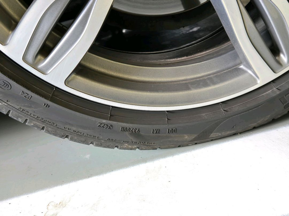 bmw 343m m5 st 19인치 휠 팝니다 이미지