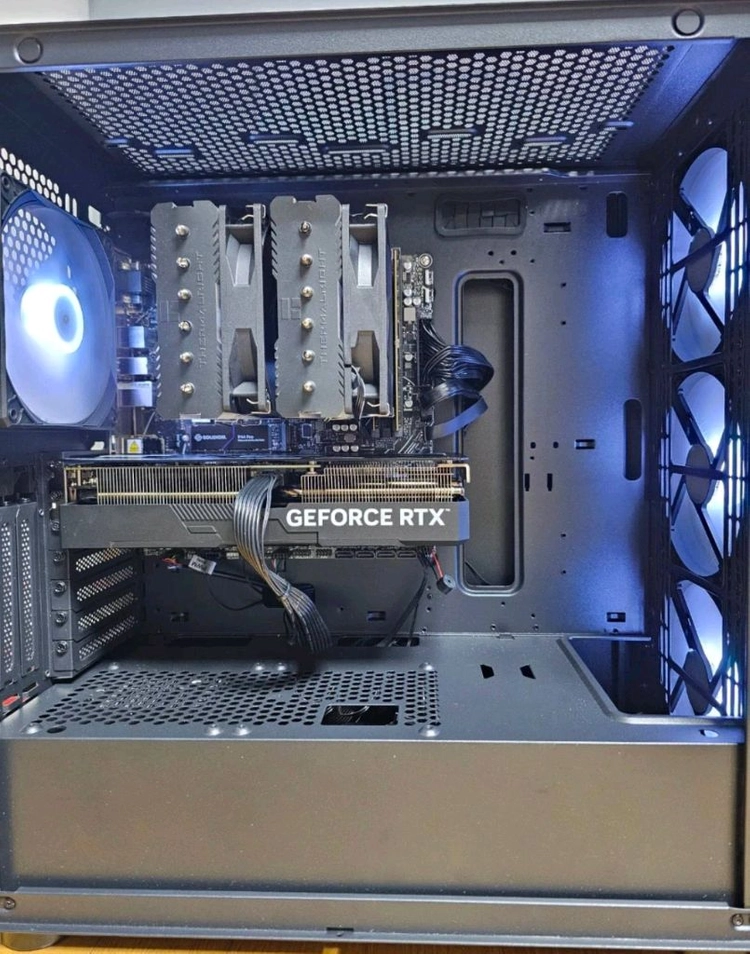 라이젠 7800X3D RTX 4070Ti 게이밍PC 컴퓨터 본체 판매 - 안심되는 중고거래