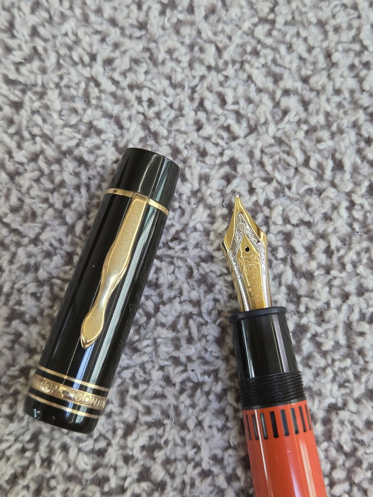 몽블랑 작가시리즈 헤밍웨이 M 만년필 이미지