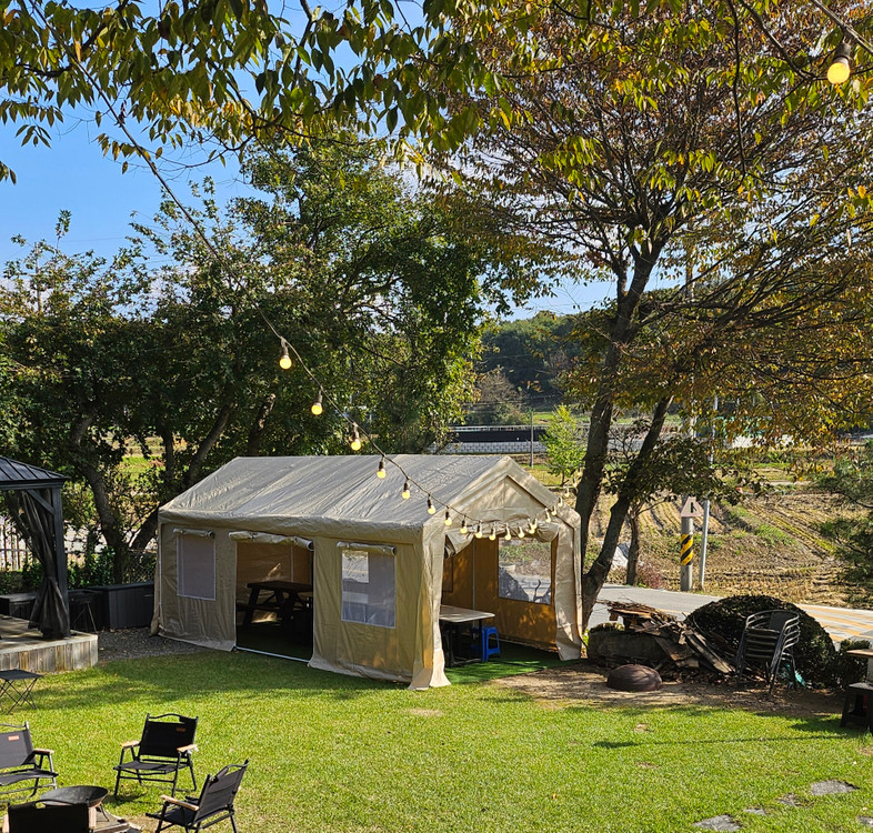 대형 이동식 자바라 천막 캐노피 그늘막 주차장 차양막 몽골텐트 방수 바퀴 창고 접이식 이미지