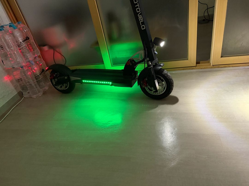 전동킥보드 모토벨로 G10 48v 10.4ah A급 odo 56km 이미지