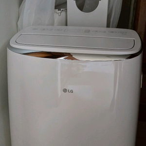LG 휘센 이동식 에어컨 PQ08DDWBN(창문형에어컨) 이미지