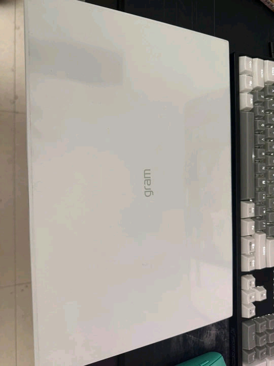 LG 그램 13세대 i5 16GB 256GB 노트북 이미지