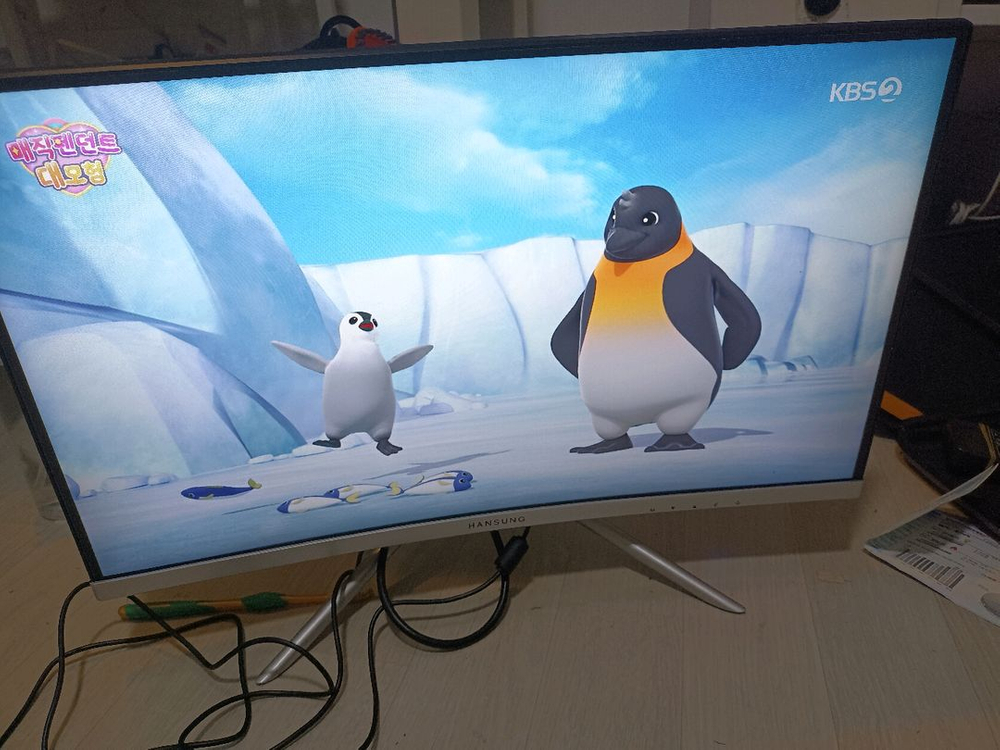 한성컴퓨터 ULTRON 2457C 커브드모니터 144 이미지