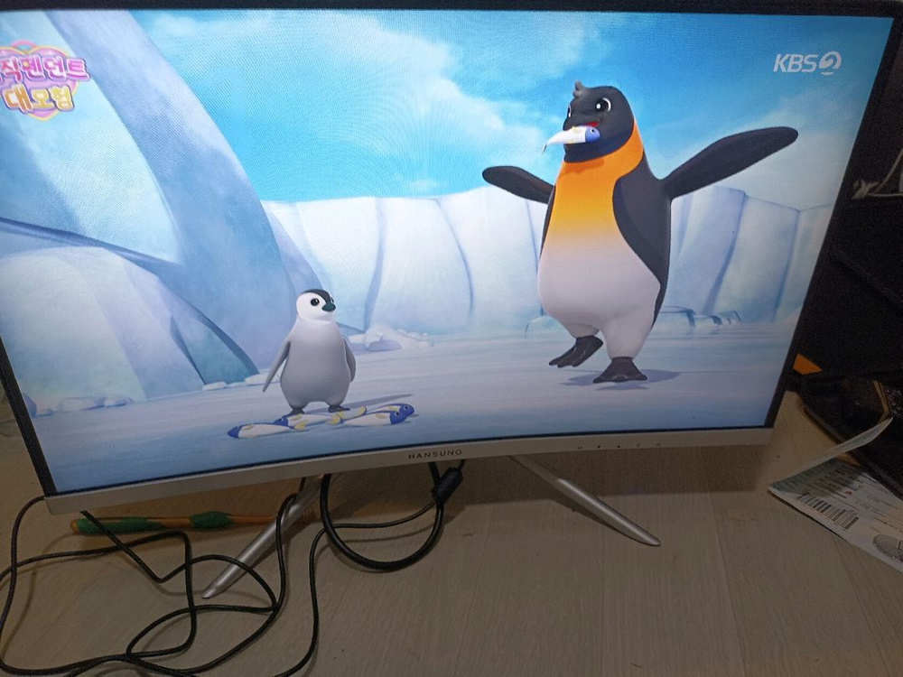 한성컴퓨터 ULTRON 2457C 커브드모니터 144 이미지