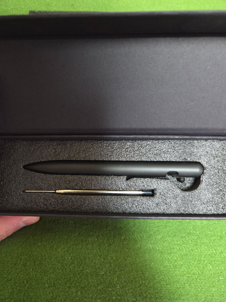 BASTION 볼트 액션 펜 (스텐리스 스틸 블랙) 이미지