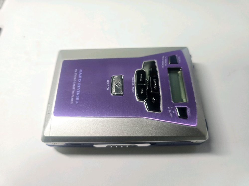 엘지 아하 F580 워크맨 이미지