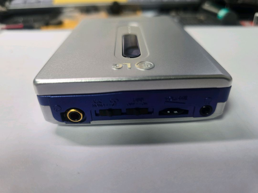 엘지 아하 F580 워크맨 이미지