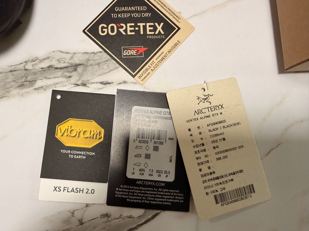 26ss 아크테릭스 버텍스알파인 gtx 블랙 255 이미지