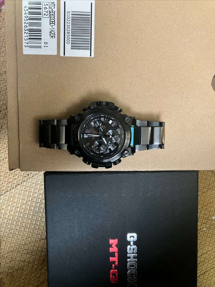 카시오 지샥 MTG-B3000BD 카본코어 시계 이미지