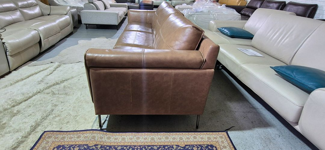 까사미아 4인 천연가죽 소파쇼파 서울경기(근거리)무료배송 이미지