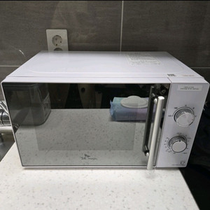 sk매직 전자레인지 MWO-M8A01 팝니다 이미지