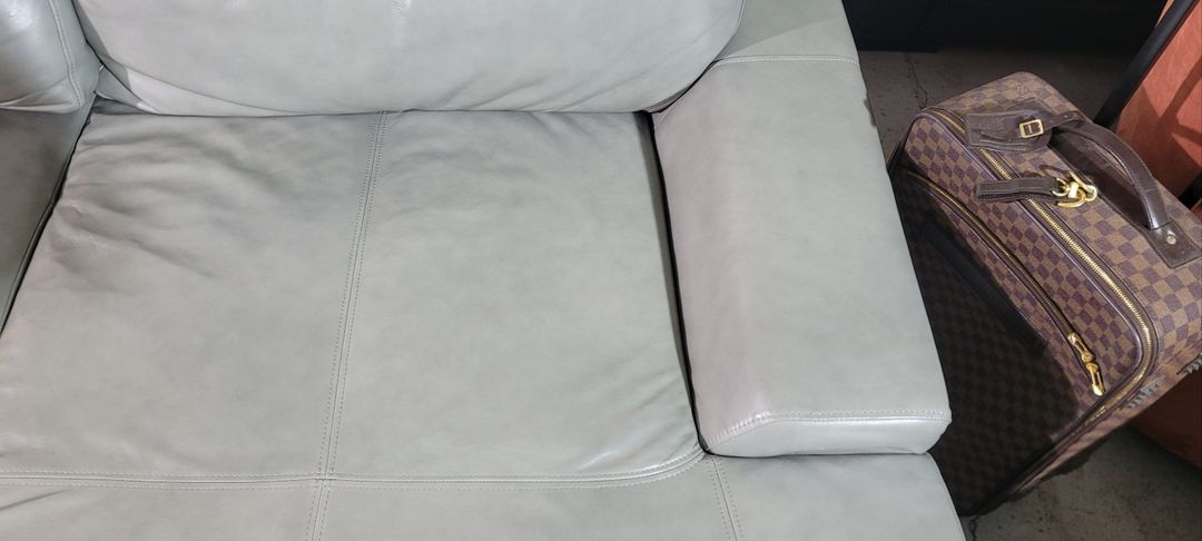 까사미아 콜트 천연가죽 4인 카우치 소파 이미지