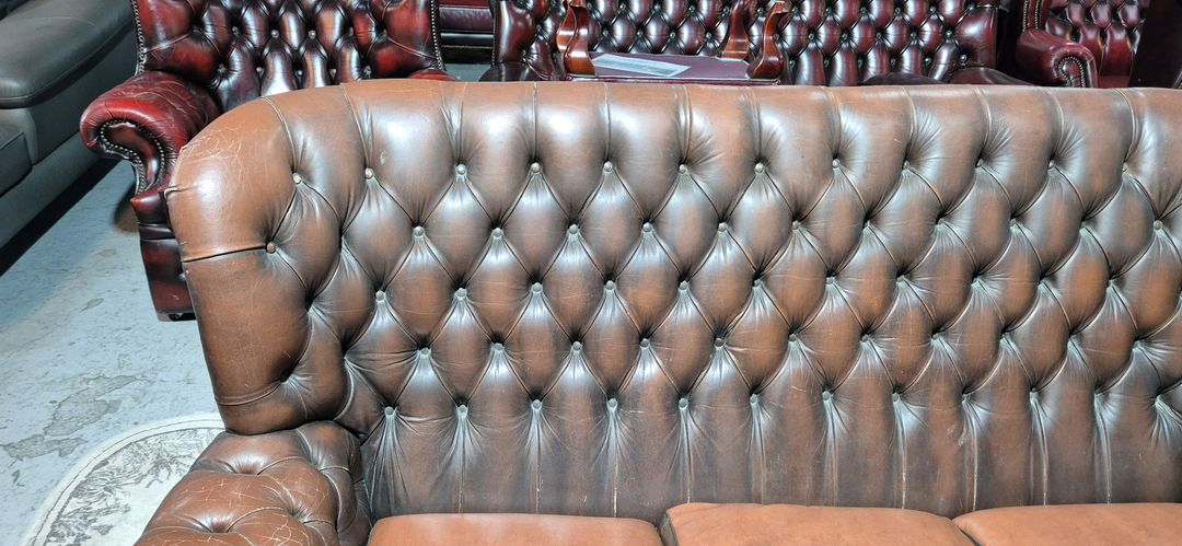 수입 체스터필드 전체 천연가죽 3인 소파 이미지