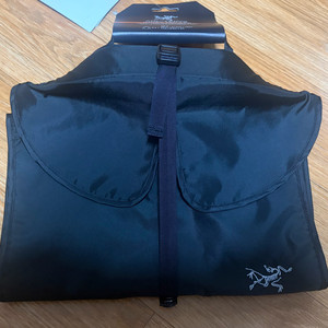 아크테릭스 여행 캠핑용 옷파우치 레어템 이미지