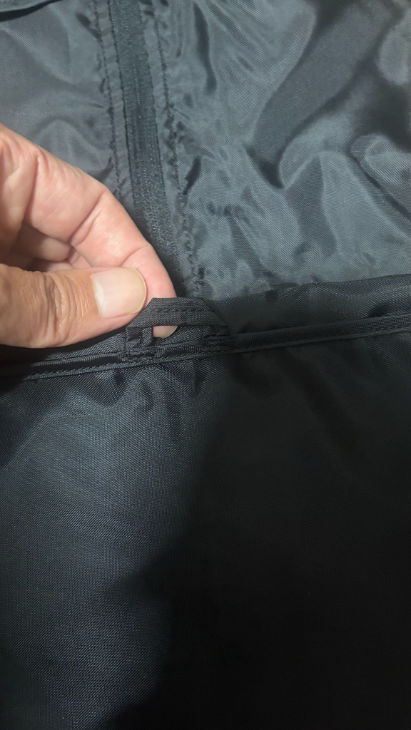 아크테릭스 여행 캠핑용 옷파우치 레어템 이미지