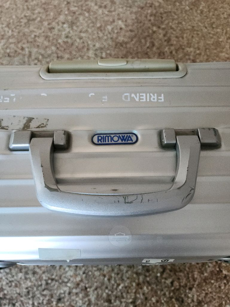 RIMOWA 실버 알루미늄 파일럿 캐리어 빈티지 이미지