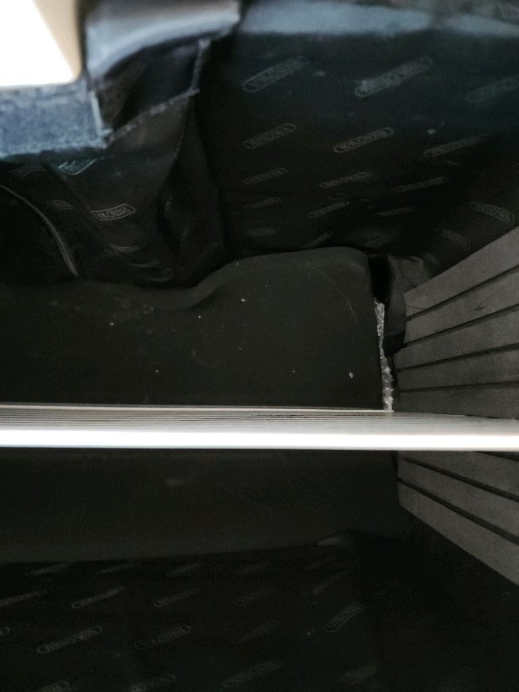 RIMOWA 실버 알루미늄 파일럿 캐리어 빈티지 이미지