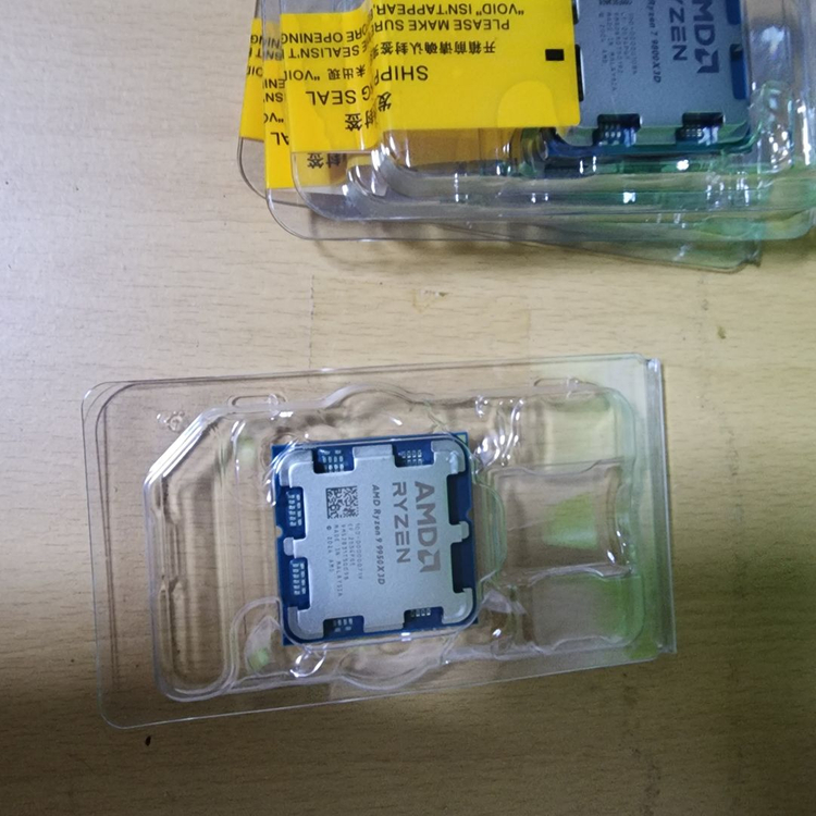 9950x3d, 9800x3d, 9600x ,7800x3d 이미지