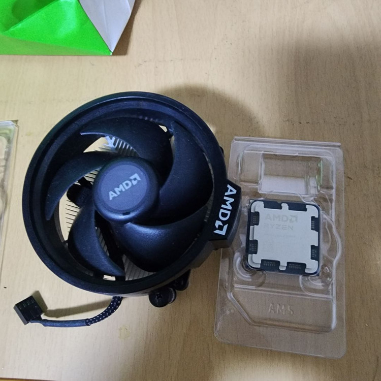 9950x3d, 9800x3d, 9600x ,7800x3d 이미지