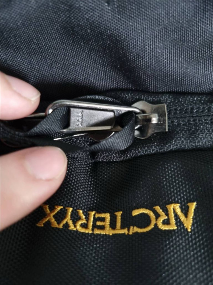 아크테릭스 맨티스26 블랙 이미지