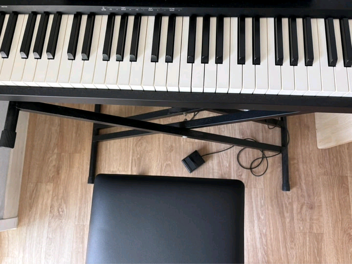 롤랜드 FP-30 디지털 피아노 블랙 이미지