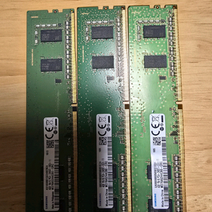 삼성 램 데스크탑용 4GB DDR4 2400 3개 이미지
