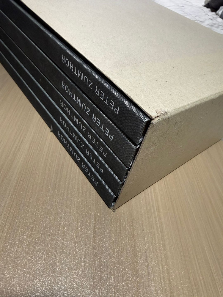 건축 Peter Zumthor 피터 줌터(페터 춤토르) 초판 전집세트/책커버얼룩x,책상태S급 /전집보관박스 포함 이미지