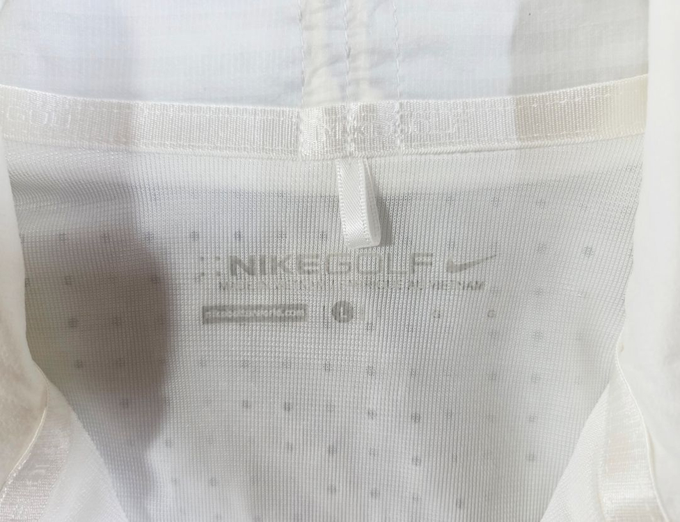 나이키 화이트 러닝 바람막이 이미지