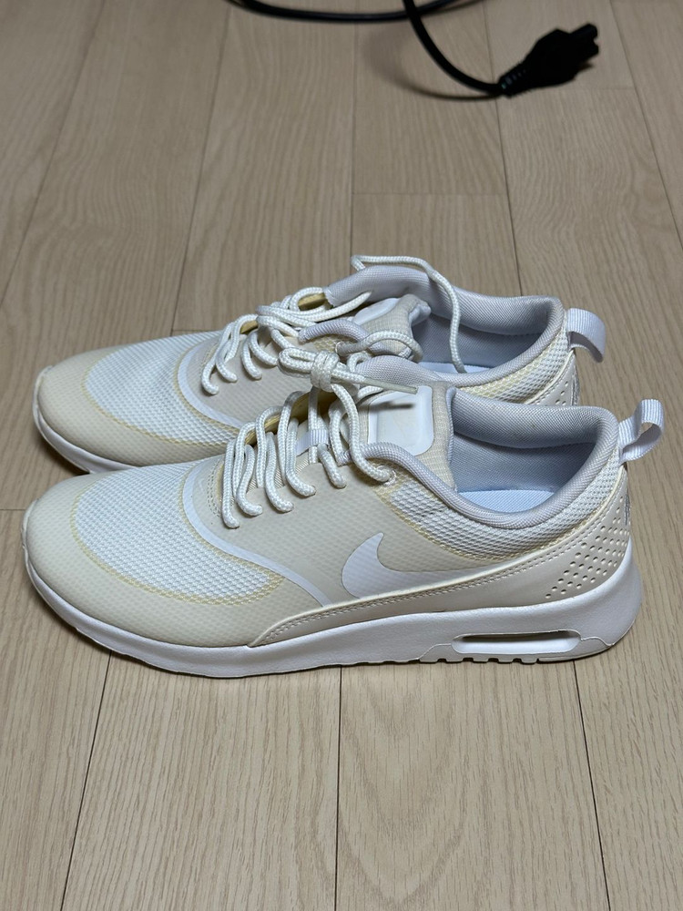 [240] 나이키 에어맥스 테아 화이트 이미지