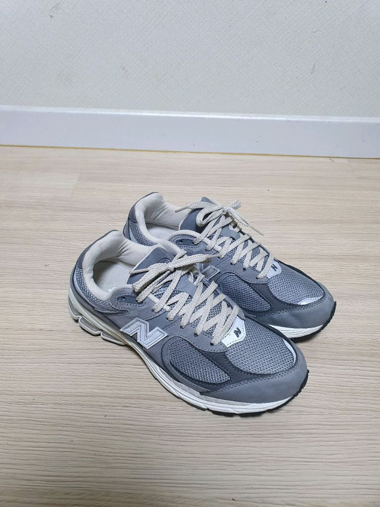 뉴발란스 2002R 그레이 운동화 275 이미지