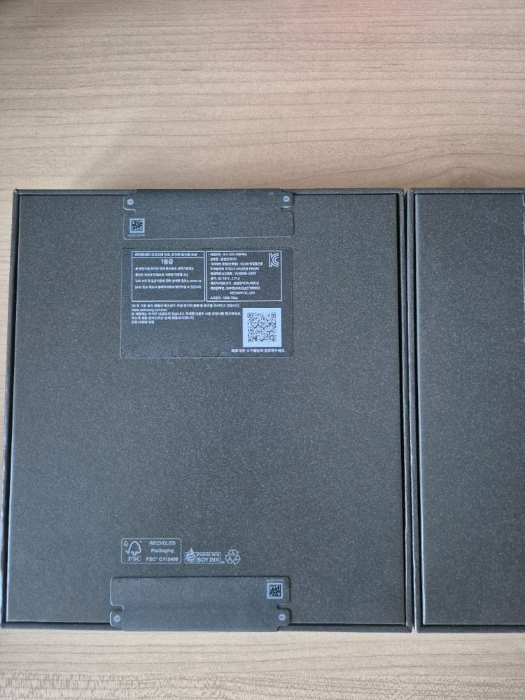 갤럭시 Z폴드7 1TB 16gb자급제 미개봉 이미지